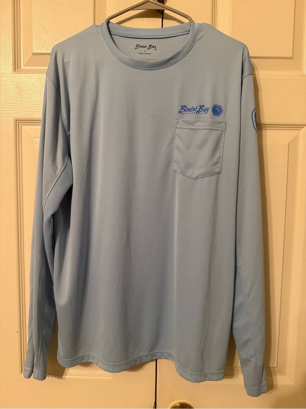 Bimini Bay Men’s Long-Sleeve Performance Pocket Tee — Light Blue